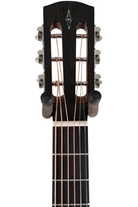 Alvarez LP70e Laureate Series Parlor Acoustic-Electric Natural